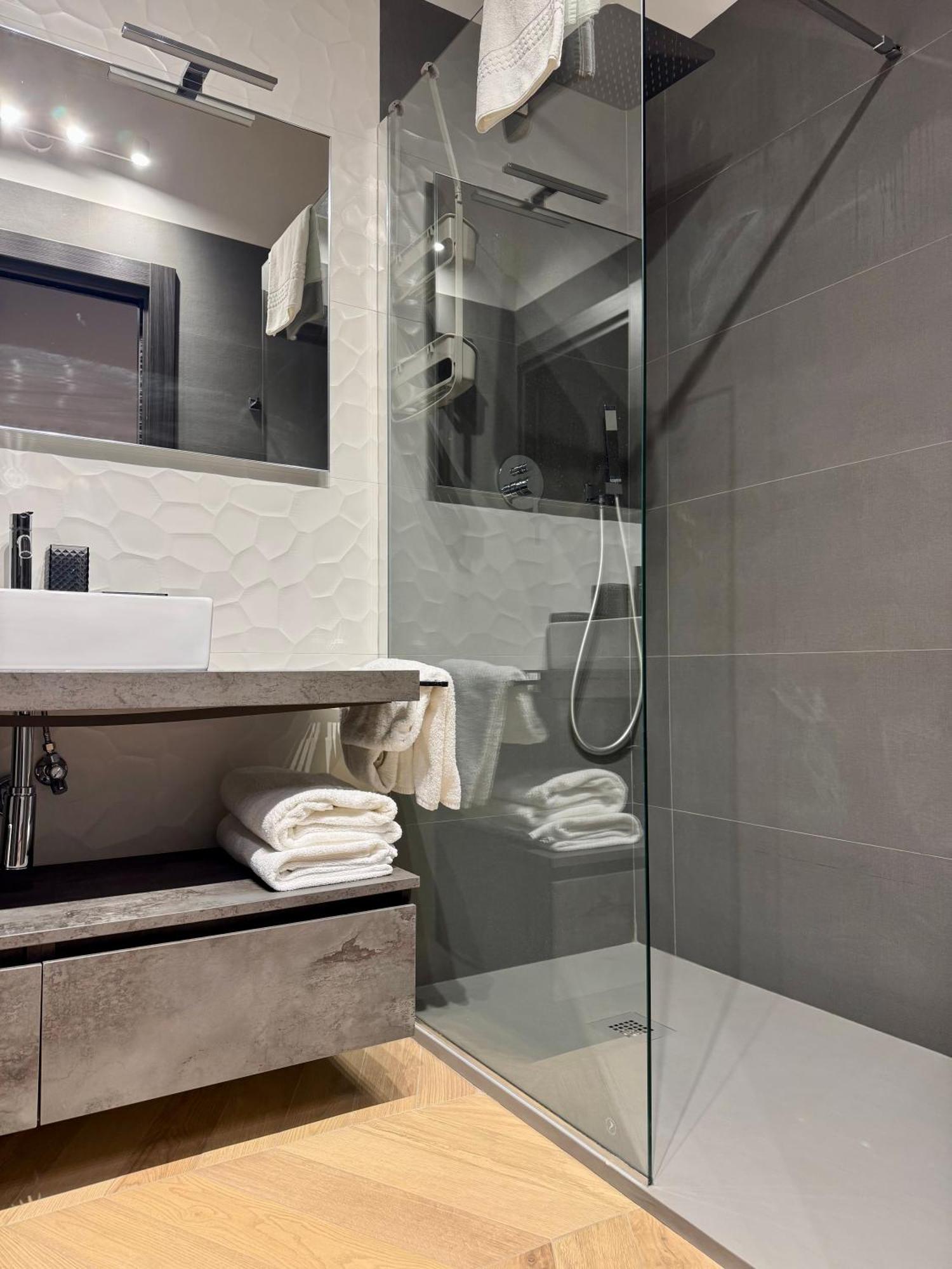 Sky Luxury Rooms 네뚜노 외부 사진